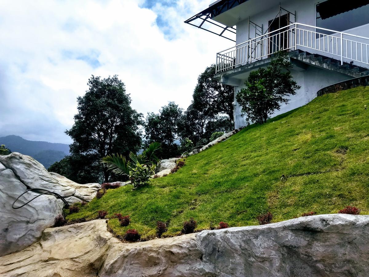 The Lakeview Munnar Мунар Екстериор снимка