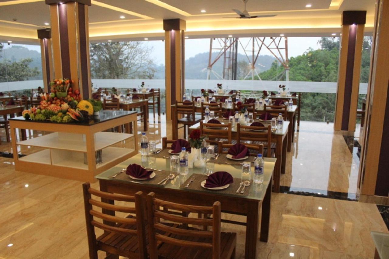 The Lakeview Munnar Мунар Екстериор снимка